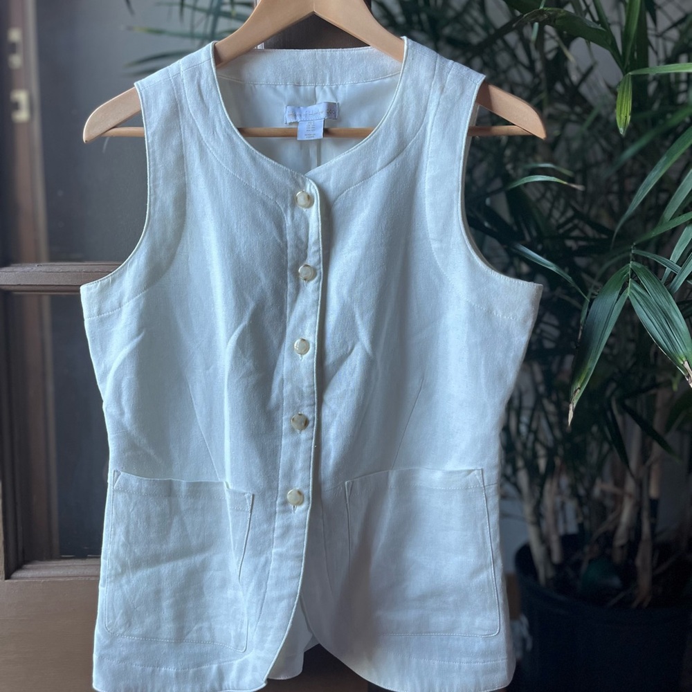 House of Harlow 1960 Ivory Sleeveless Vest